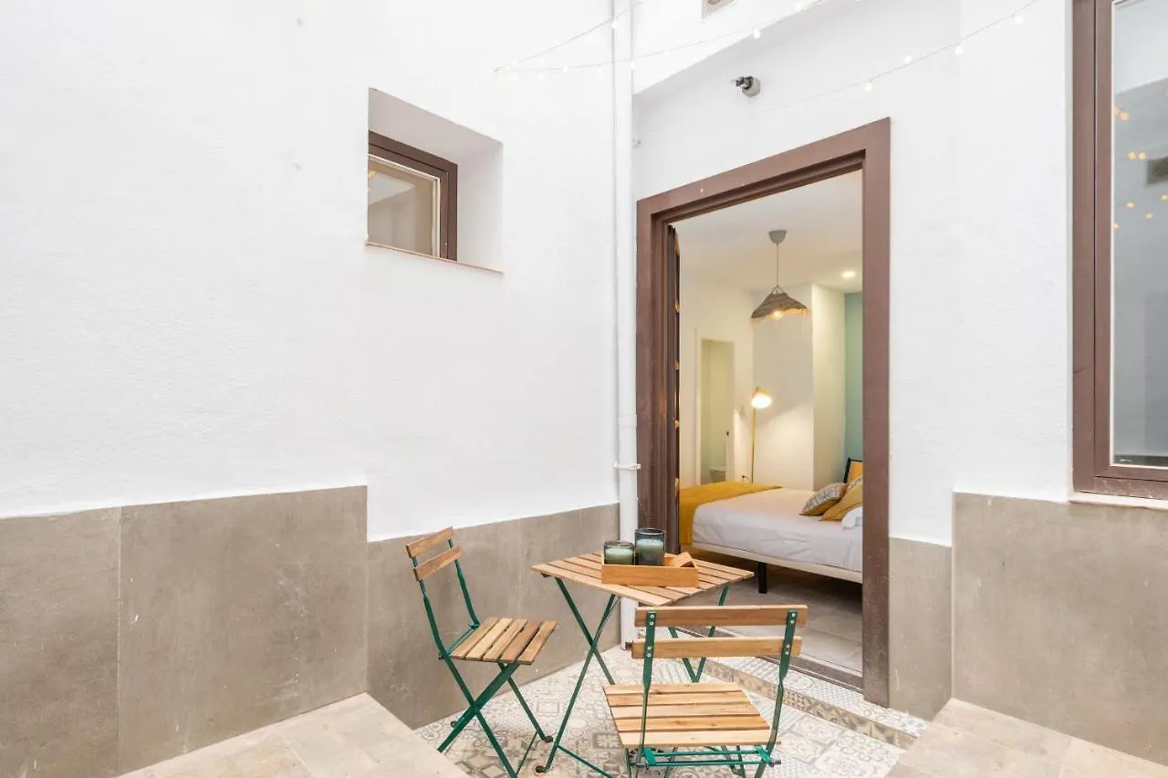 Apartamentos Luna Suites Palacio Dorita Granada