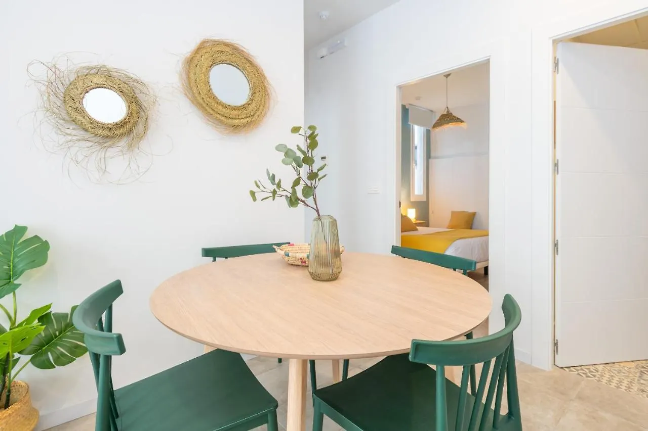 דירה גרנדה Apartamentos Luna Suites Palacio Dorita
