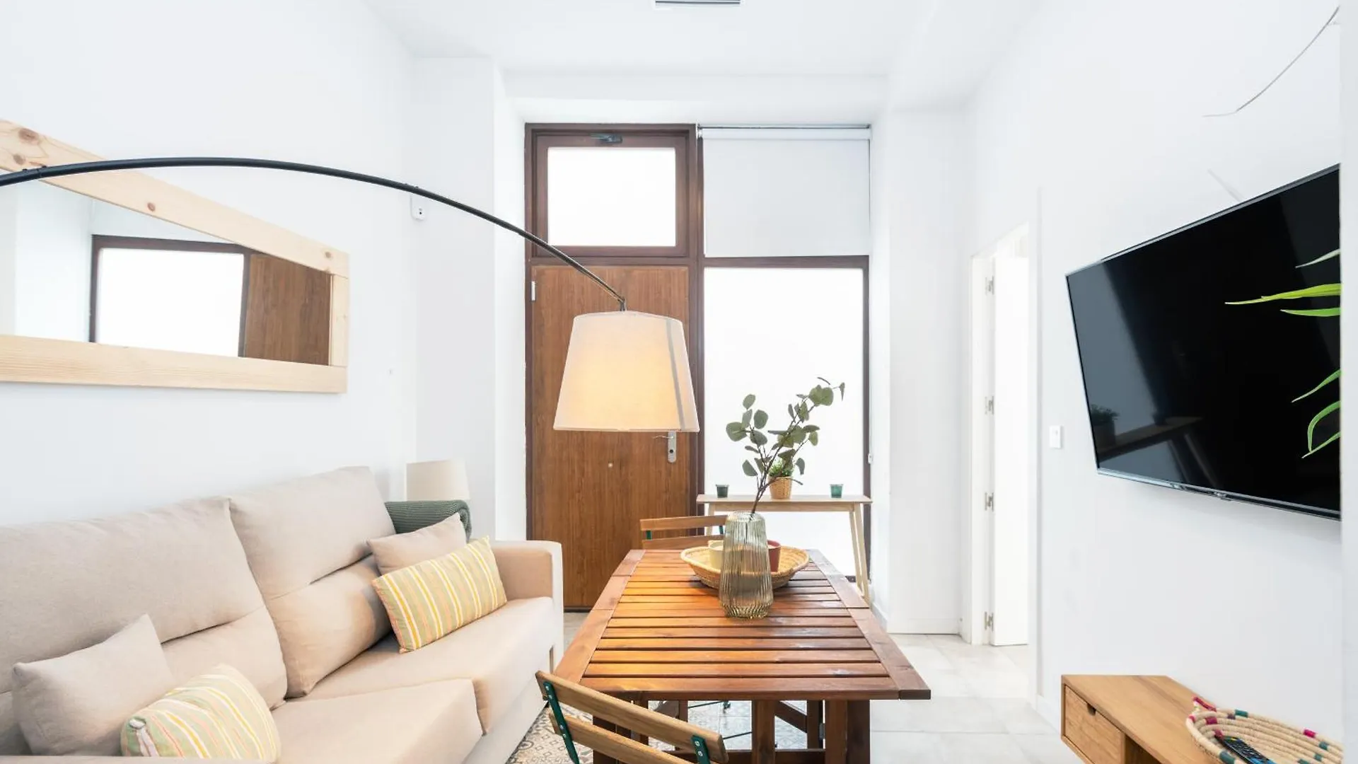 גרנדה Apartamentos Luna Suites Palacio Dorita 0*,  ספרד