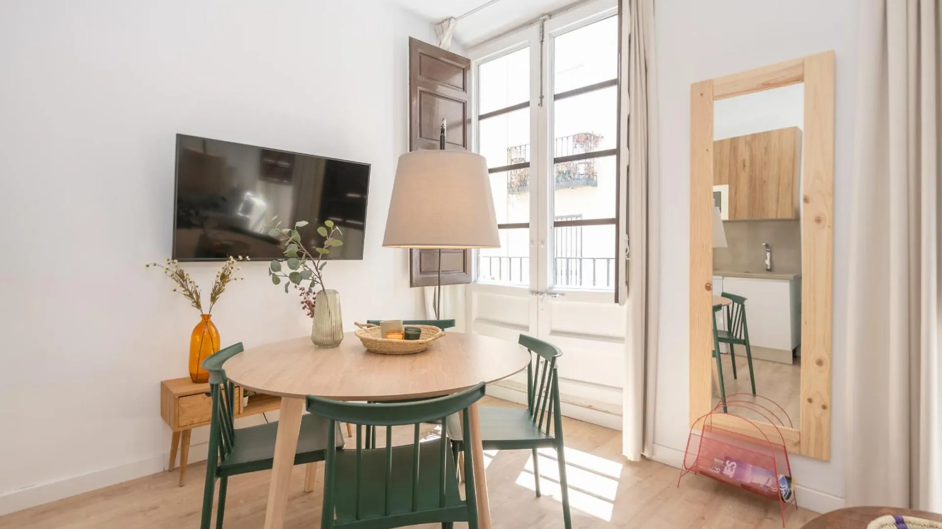 דירה גרנדה Apartamentos Luna Suites Palacio Dorita ספרד